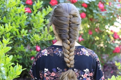 French braids are a timeless classic and they are perfect for many occasions.  1. What is a French braid  2. Dutch braid vs. French braid: What's the difference?  3. How to make French braid on short hair?  4. 5 wonderful French braid ideas for fall  What is a French braid? French braid is three sections of hair braided together, with each section crossing in the middle, from the top of the head to the nape of the neck.