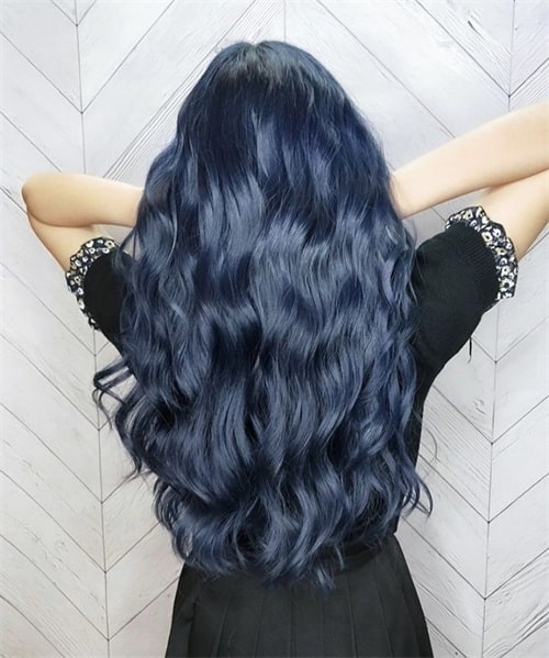 What is ash blue hair?