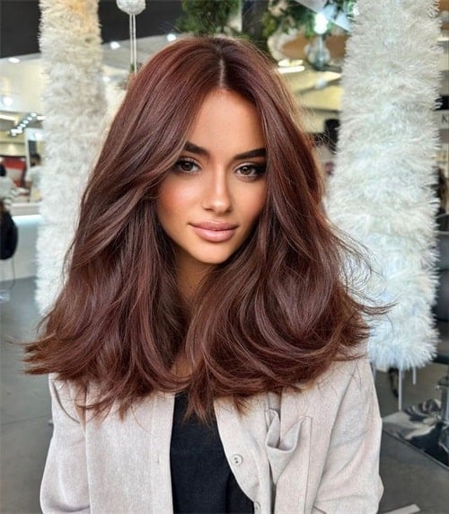 Is chestnut hair color hard to maintain?