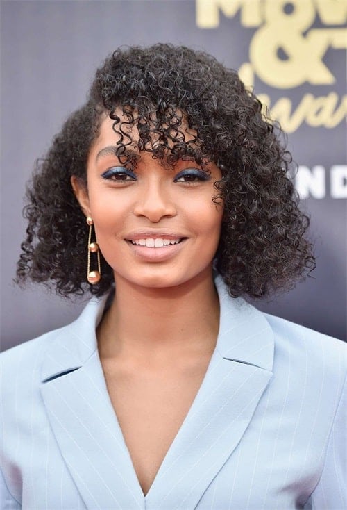 5 hottest curly fringe bangs hairstyle ideas for 2024