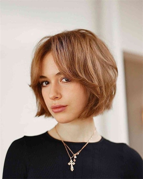 How to cut a feathered bob haircut?